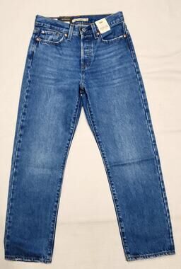 Levi's wedgie straight women size W25''x L26''